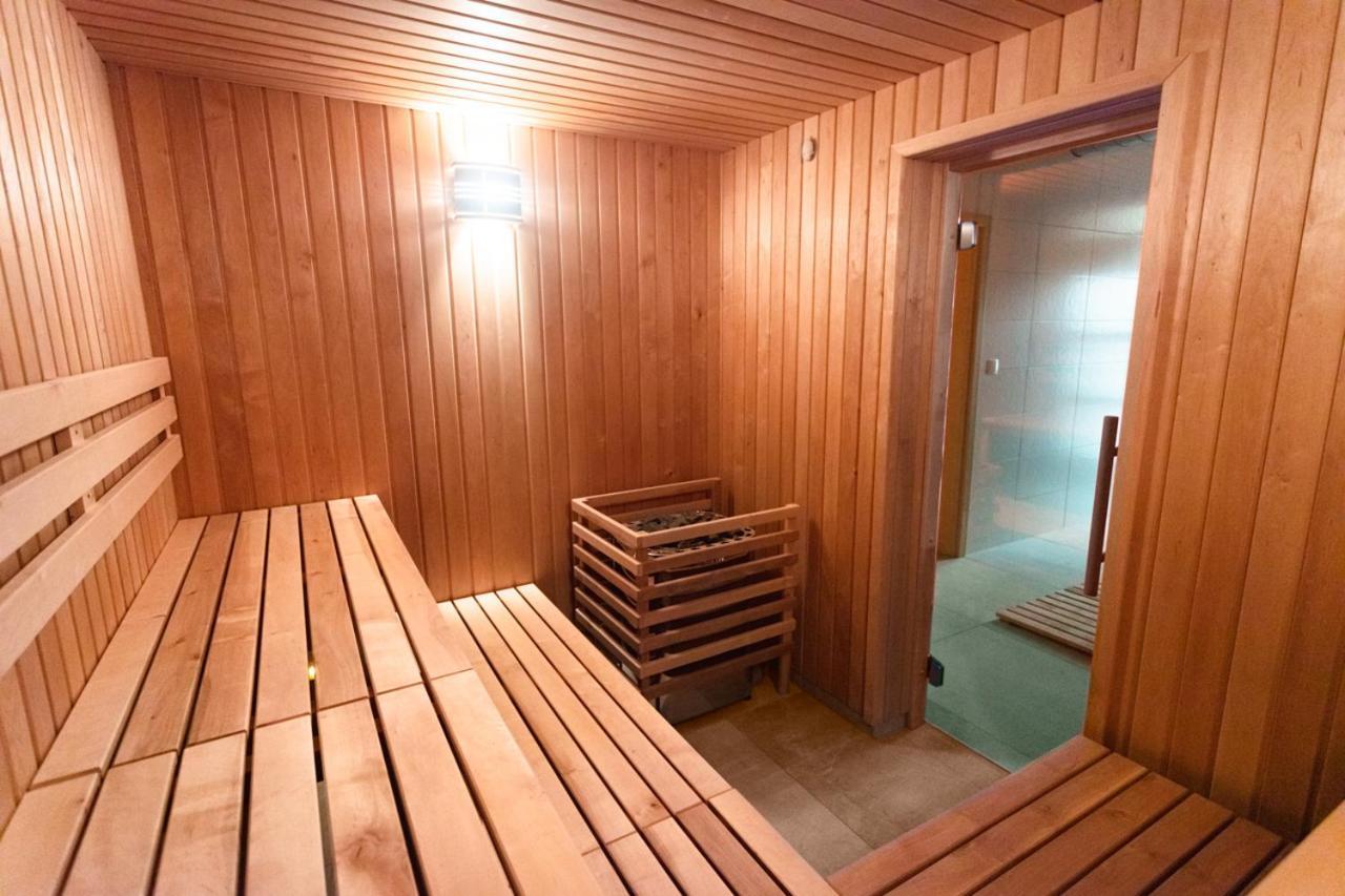 Hotel Edvard Frenštát pod Radhoštěm Eksteriør bilde