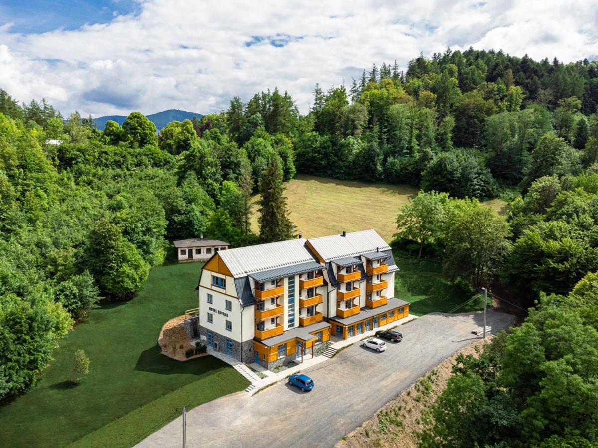 Hotel Edvard Frenštát pod Radhoštěm Eksteriør bilde